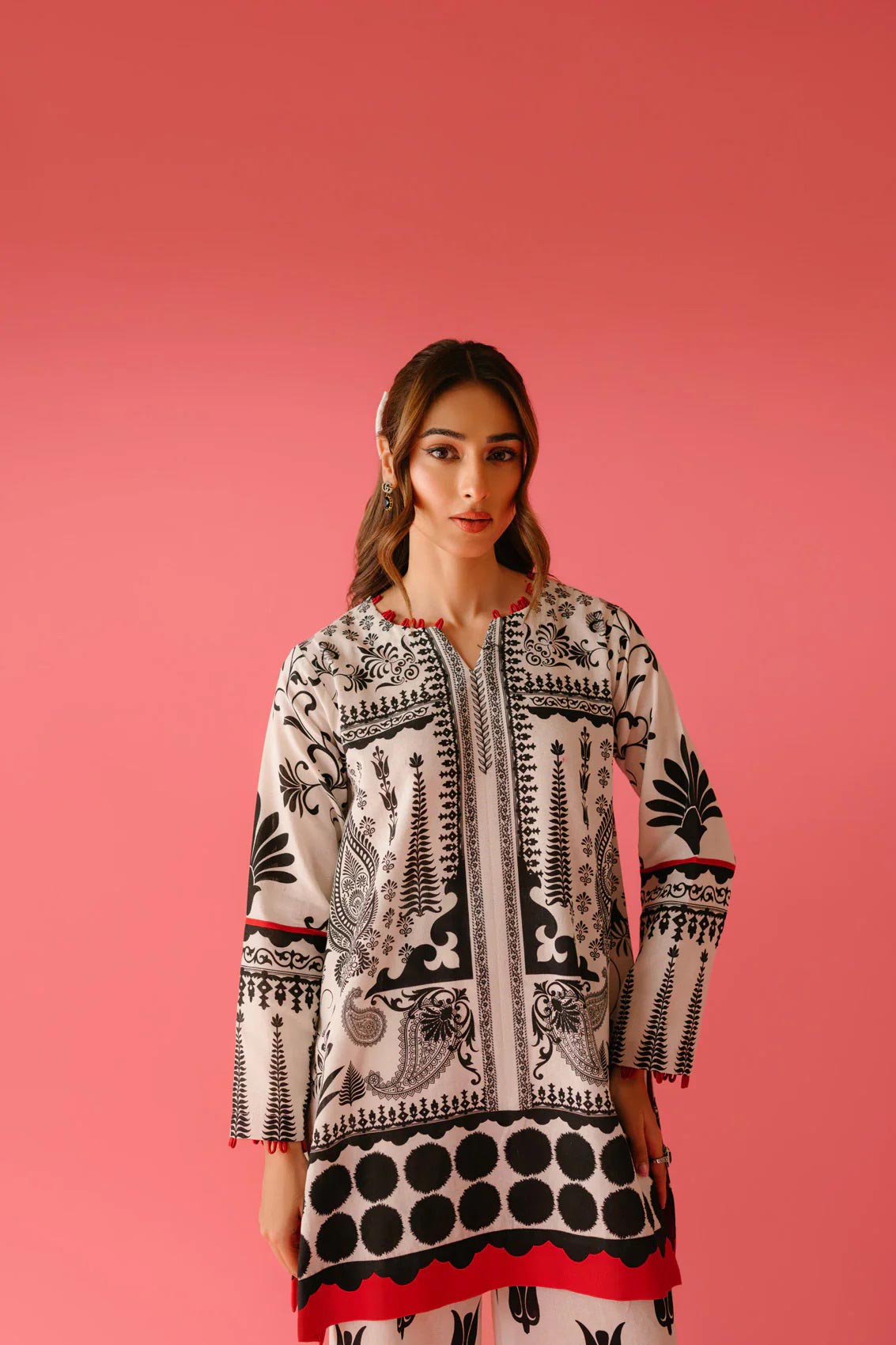 Elegant wear for women