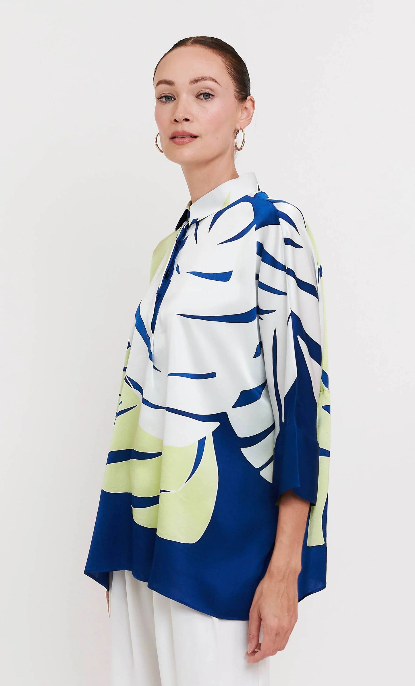 Women's trendy tops wholesaler