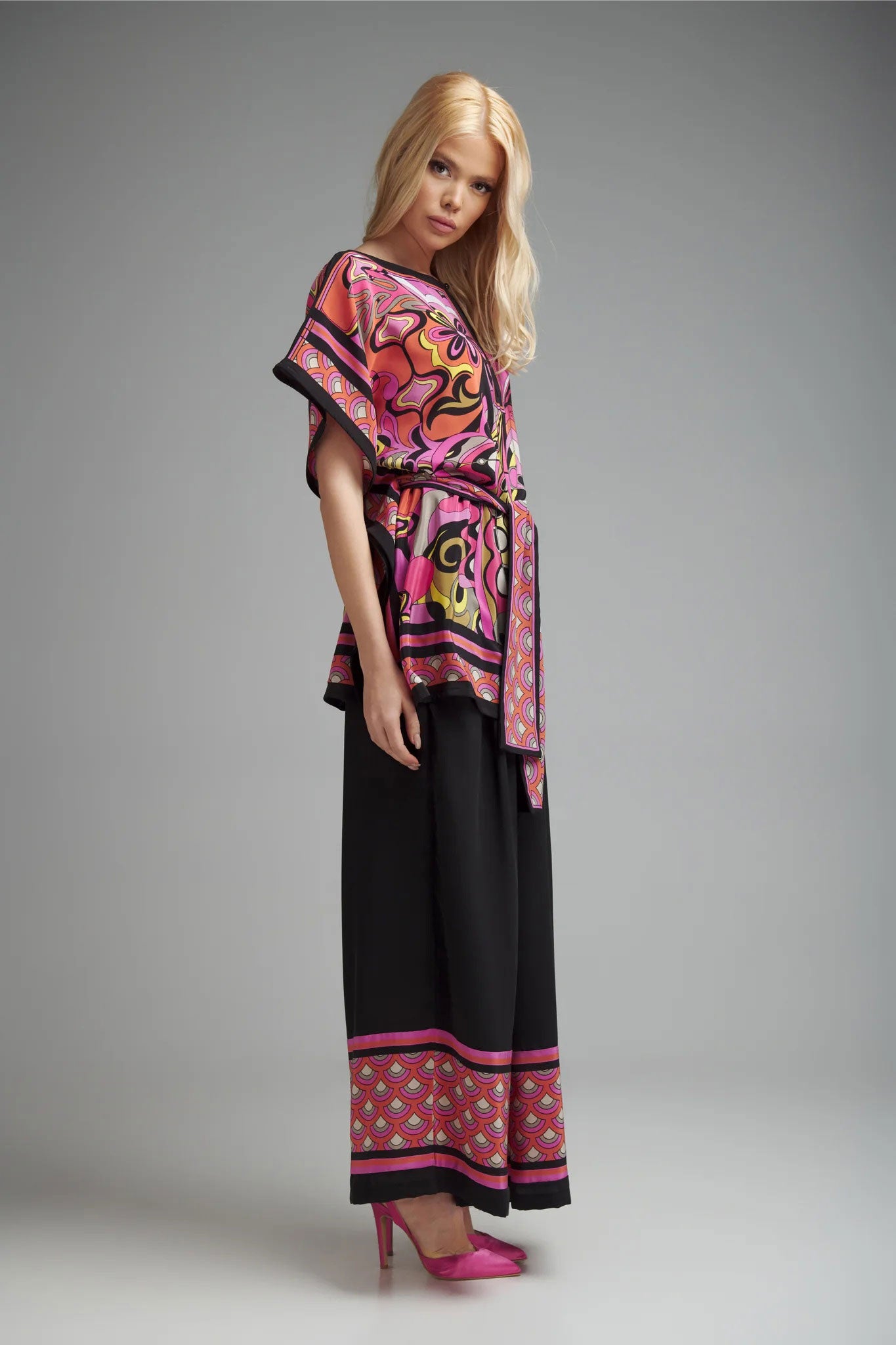 Artistic Flair Print Top & Palazzo Pant Co-Ord Set With Printed Belt