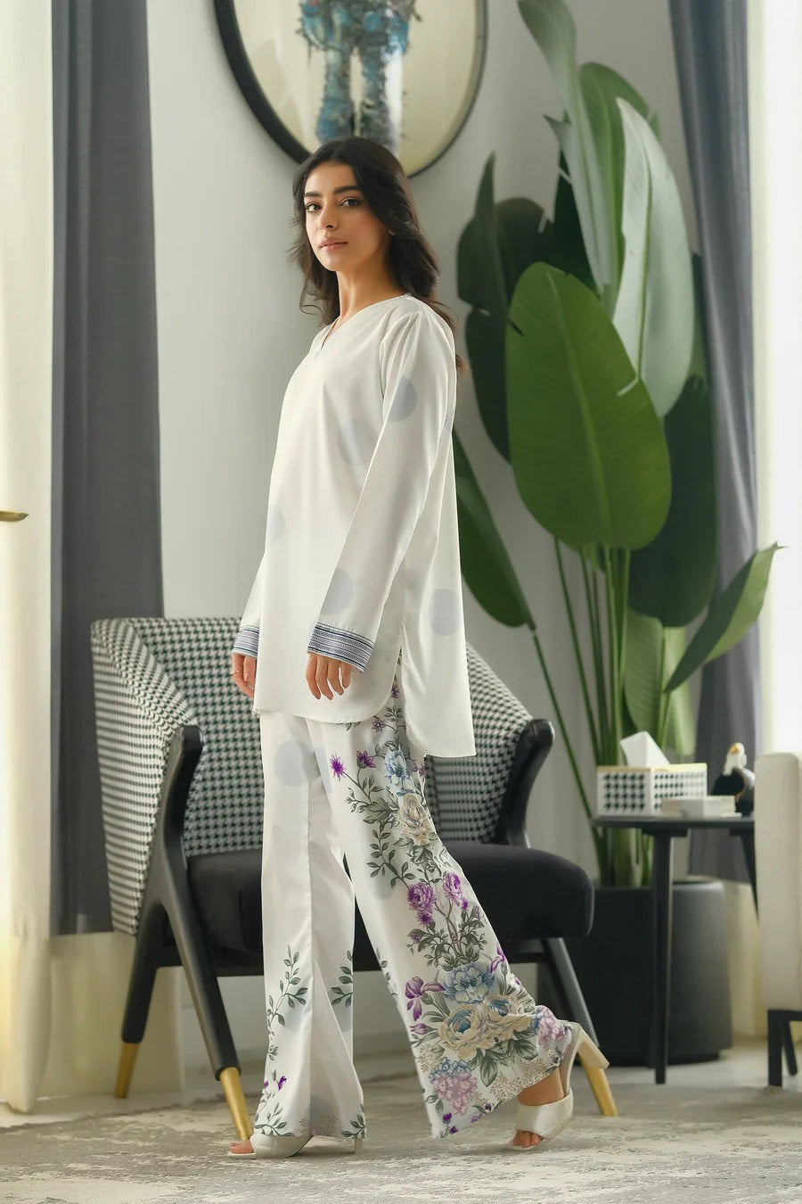 Chic-Floral-Coord-Set-for-Women-Perfect-Blend-of-Styl-eand-Comfort-8