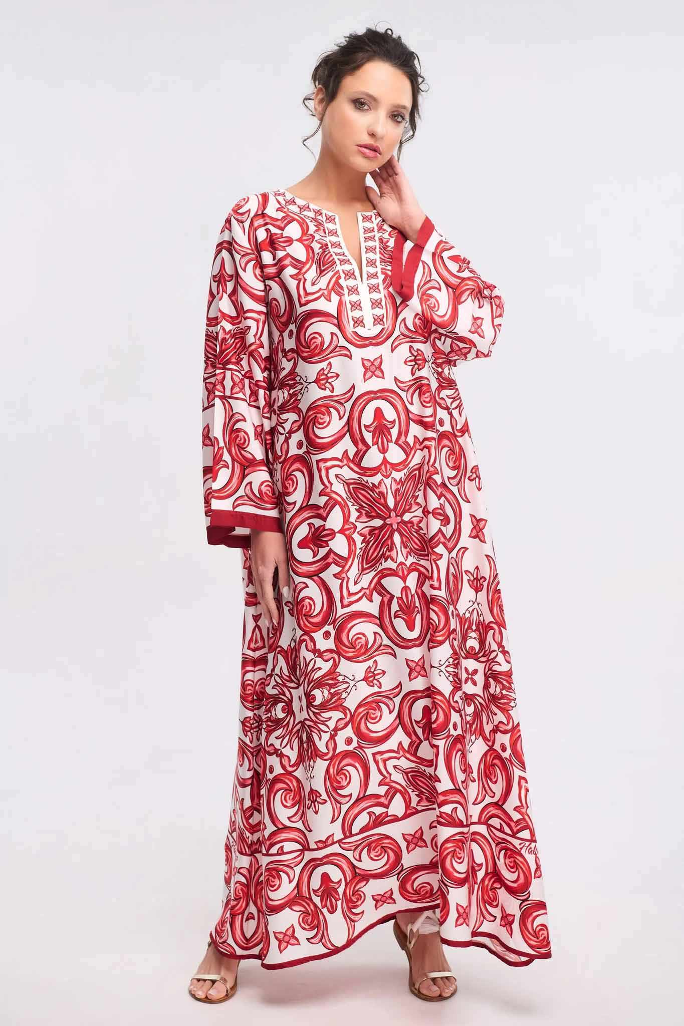 Chic-Summer-Dress-with-Vibrant-Floral-Designs