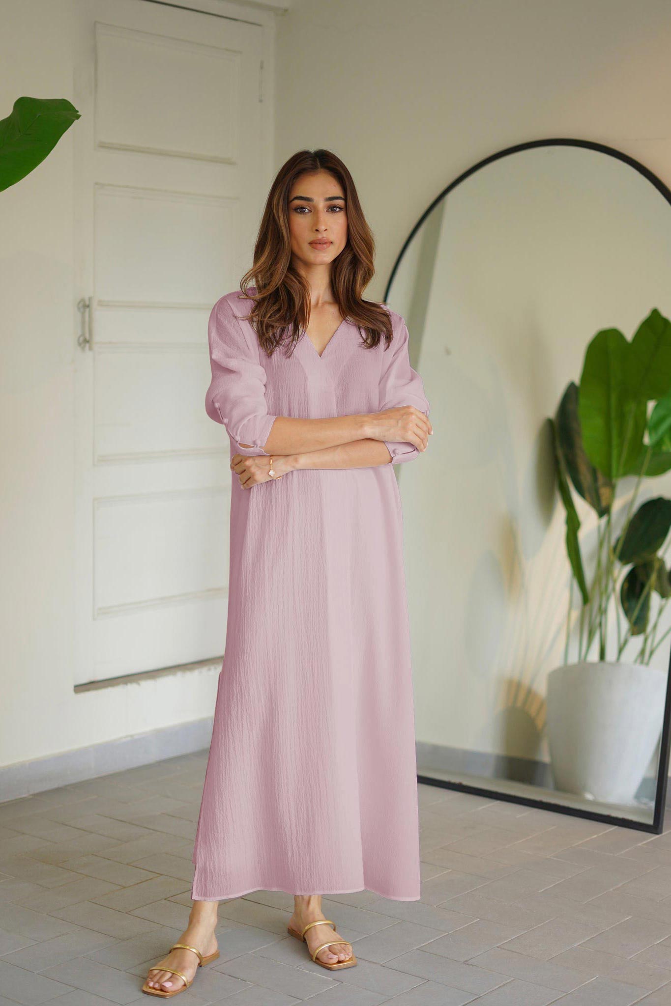 Elegant-Long-Dress-Perfect-for-Any-Occasion-111