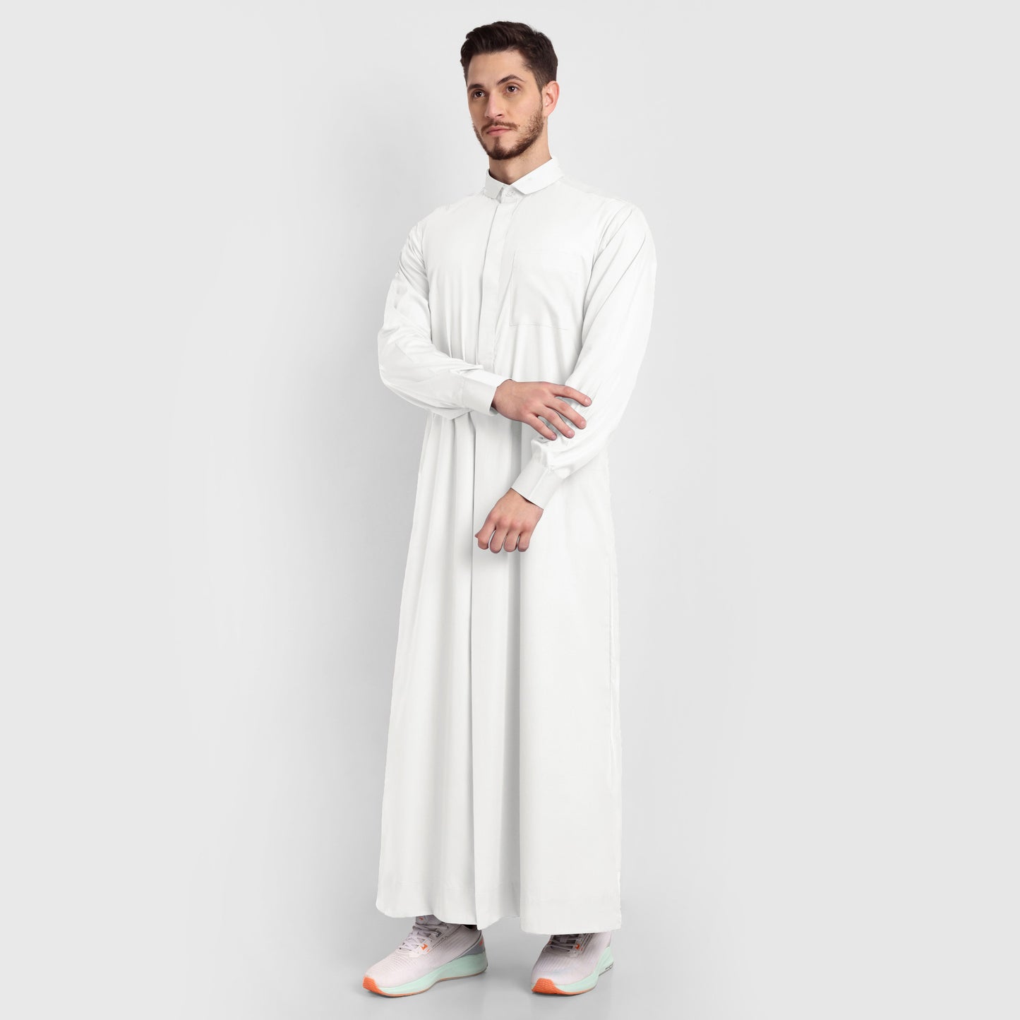 Essential Islamic Wear Elegance Thobe - Your Go-To for Every Occasion
