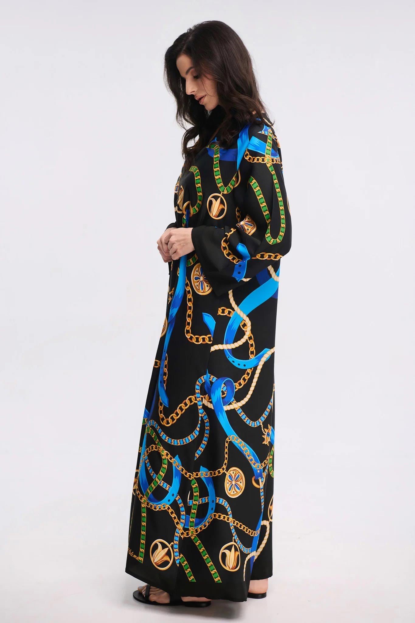 Fashionable-Black-Dress-with-Bold-Chain-and-Ribbon-Print