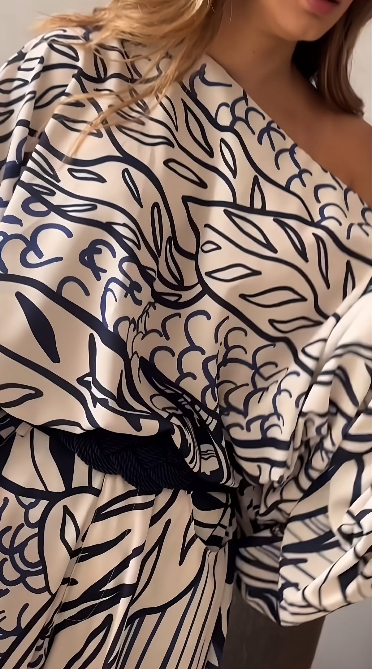 Leaf Print Luxury Off-Shoulder Top & Wide Leg Pant With Packet Style