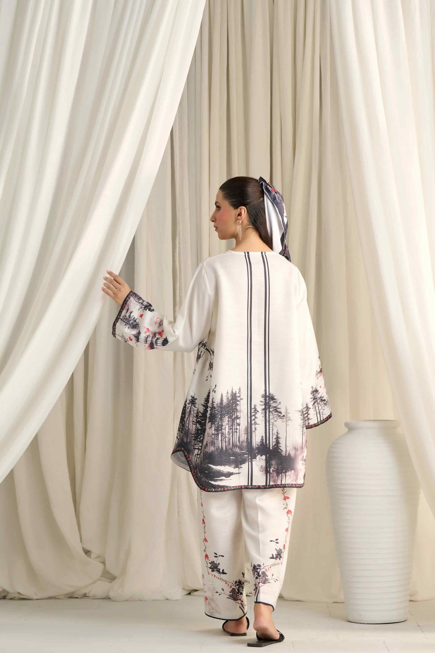 Pakistani Wholesale Salwar Kameez