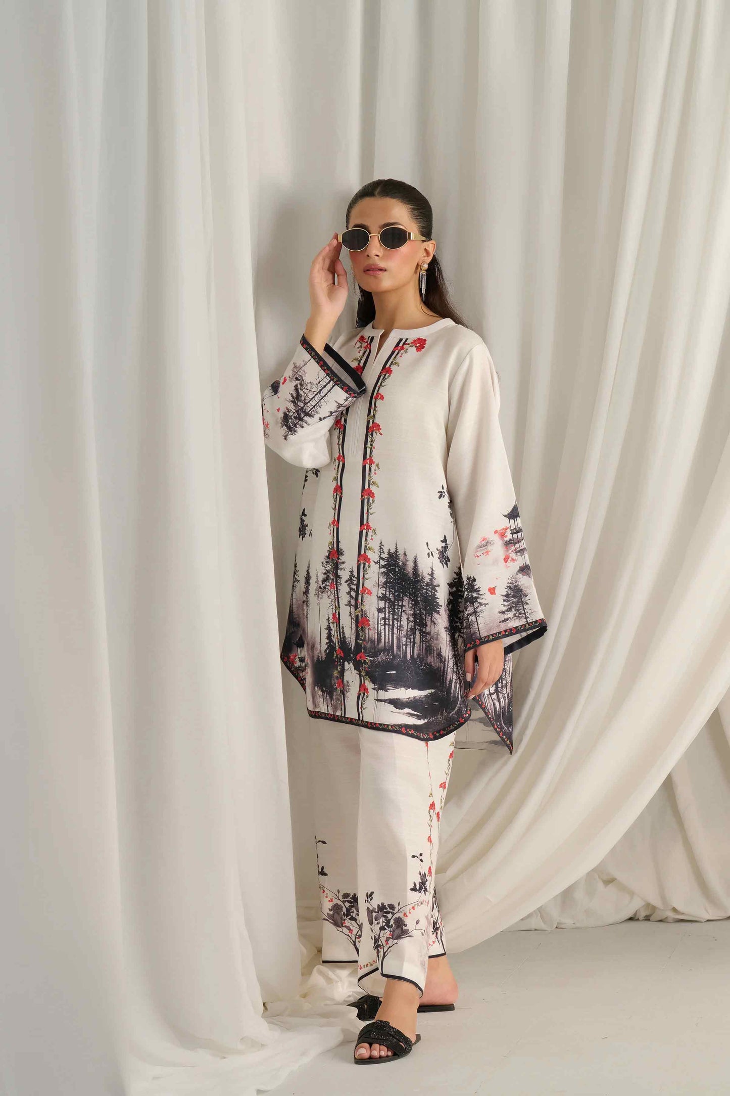 Stylis-Women_s-Co-ord-Set-with-Artistic-Tree-Design