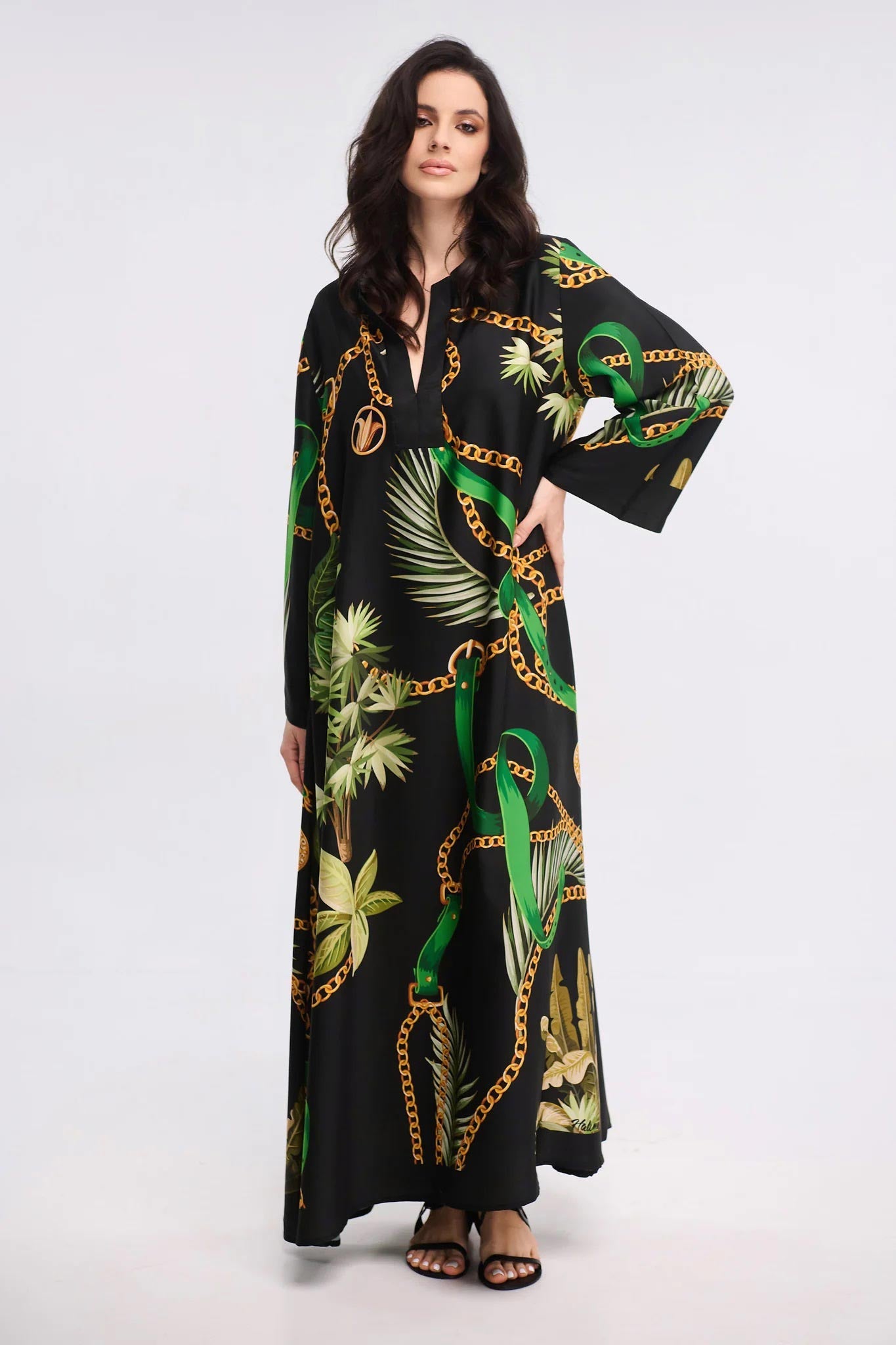 Stylish-Women_s-Black-Kaftan-with-Green-Leaf-and-Chain-Design
