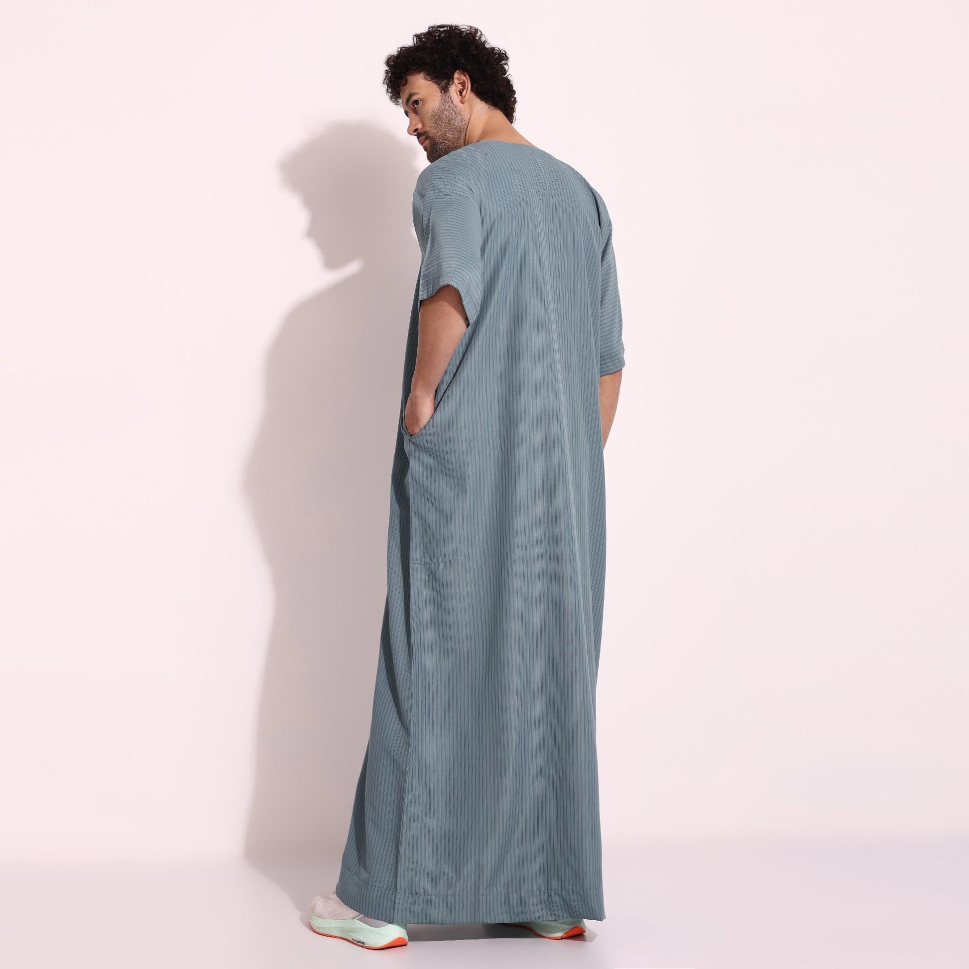 Casual Wear Mens Half Sleeves Thobe Grey Color