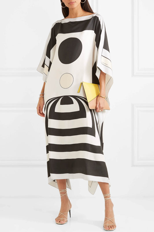 Black And White Print With Soft Silk Fabric Womens Kaftan