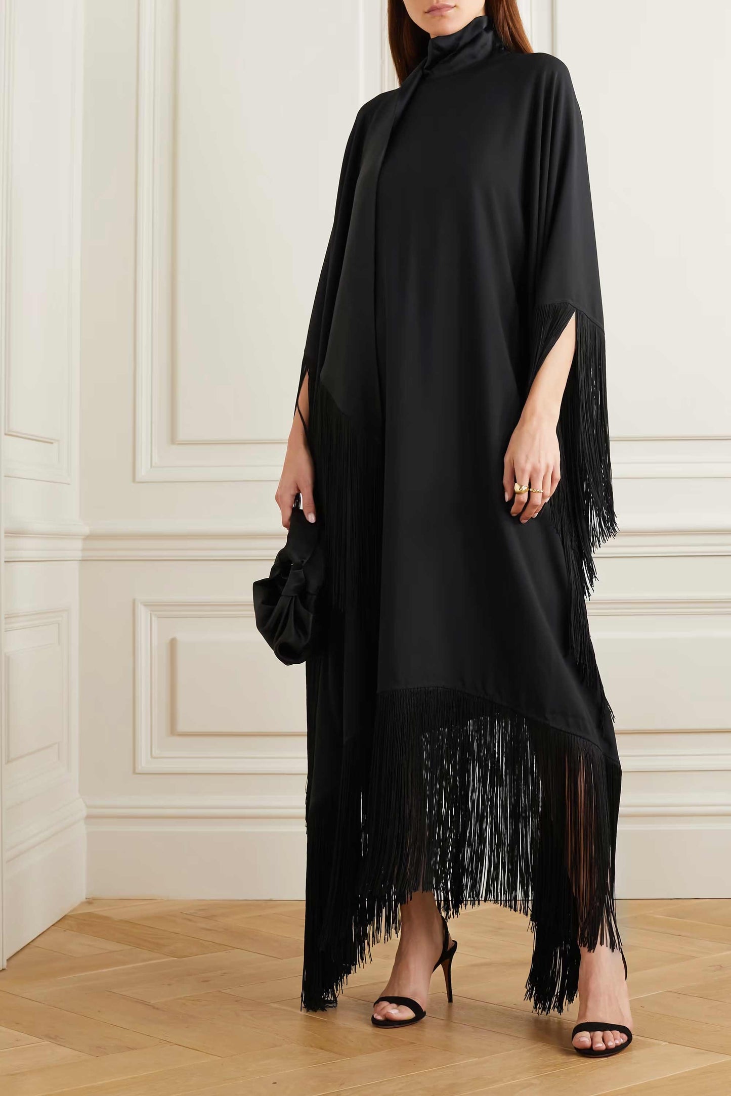 Fringe Fantasy: Elegant Tassel Kaftan