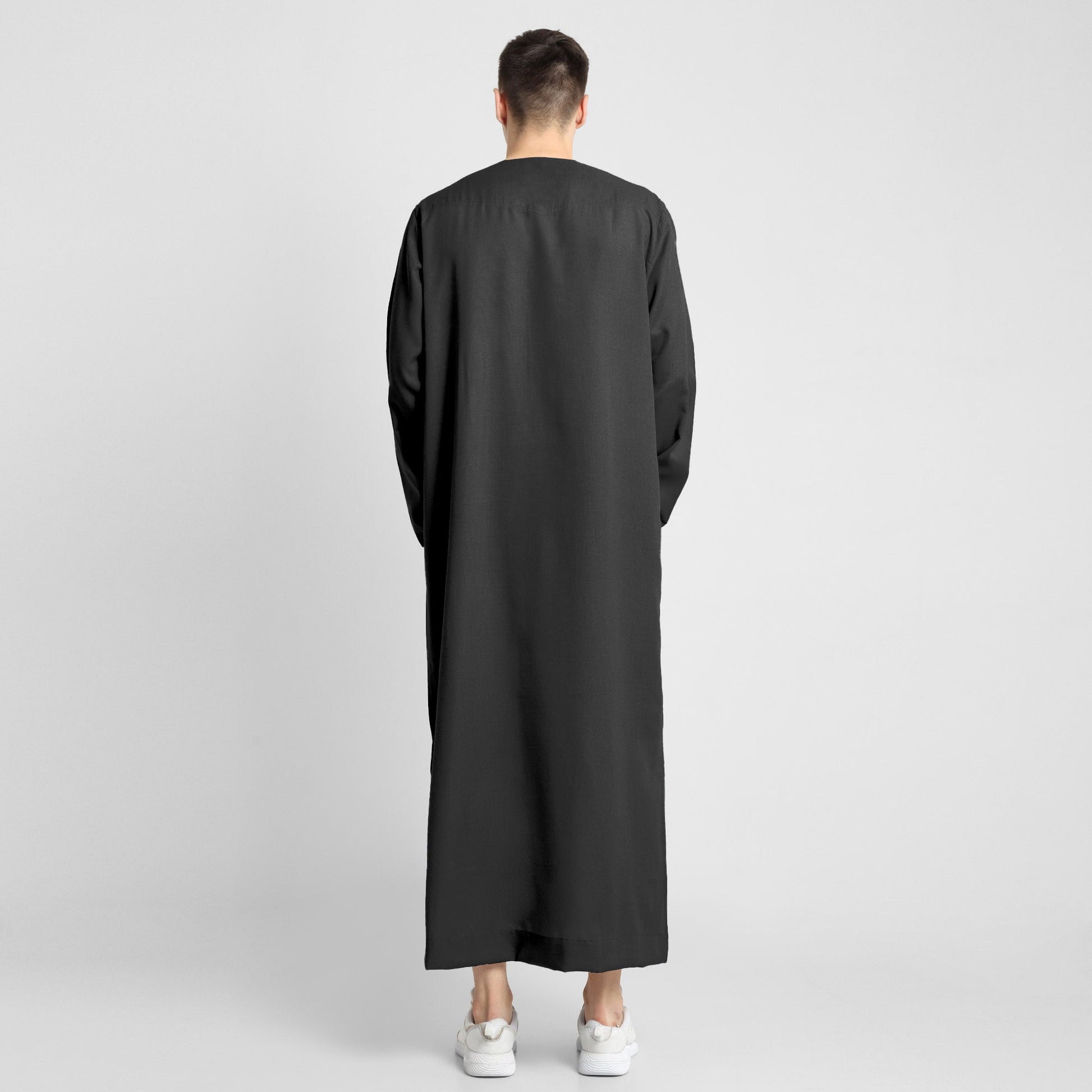 Elegant Black Thobe Versatile and Stylish