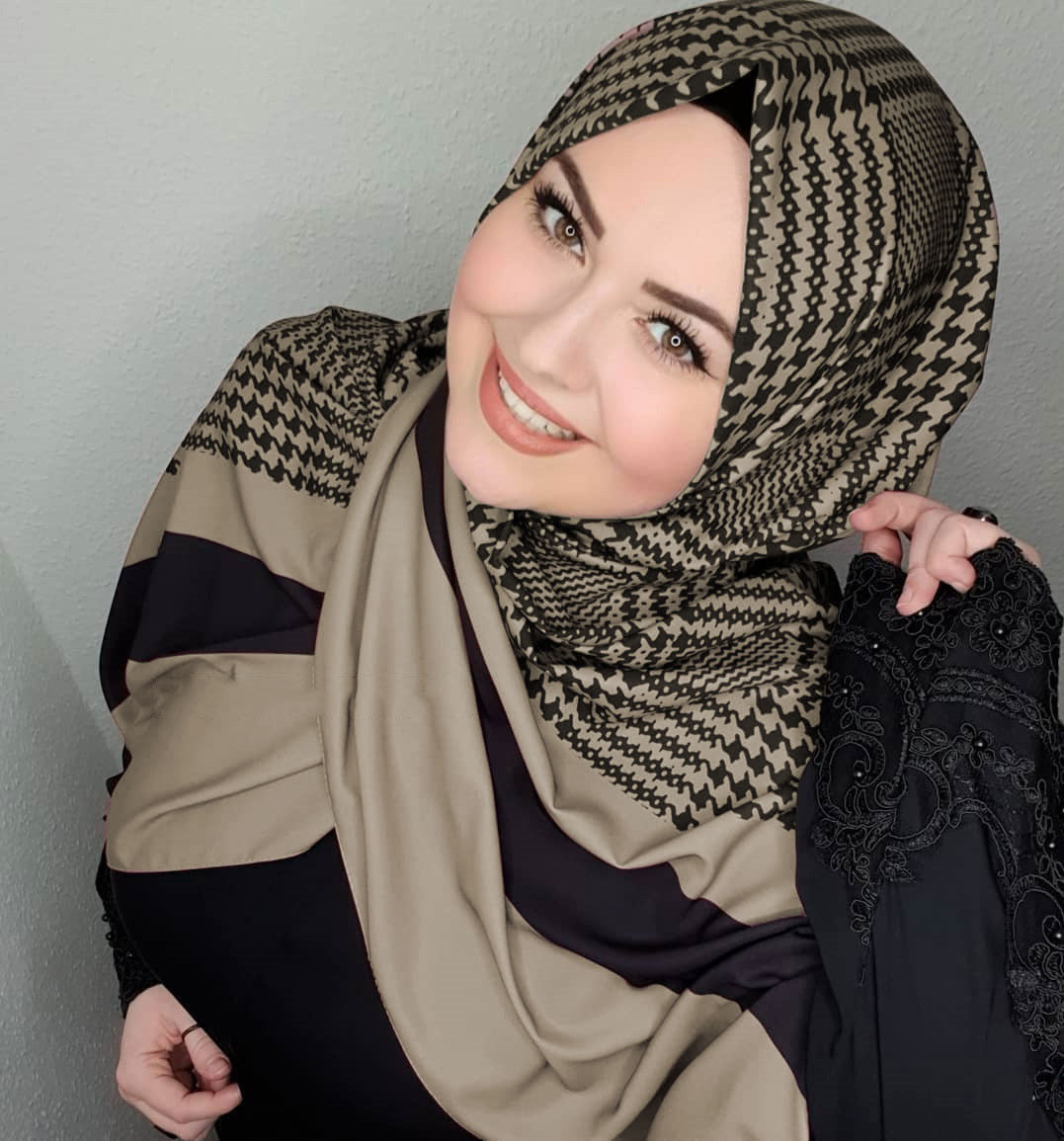 Stylish geometric pattern hijab in diverse colors, perfect for modern modest fashion in Cream Color