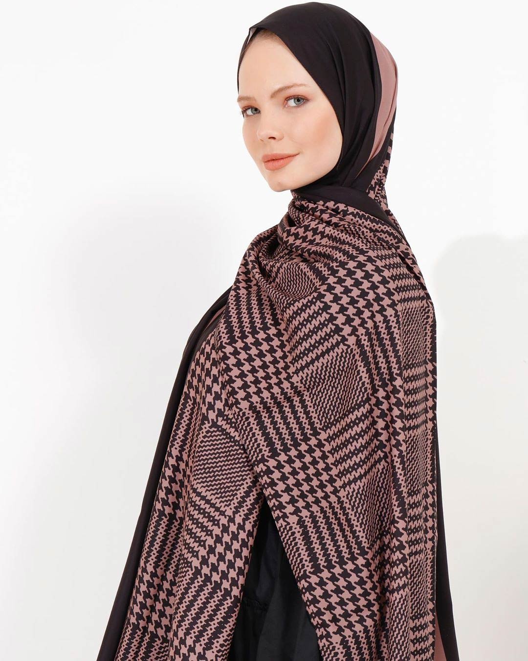 Stylish geometric pattern hijab in diverse colors, perfect for modern modest fashion in Salmon Color