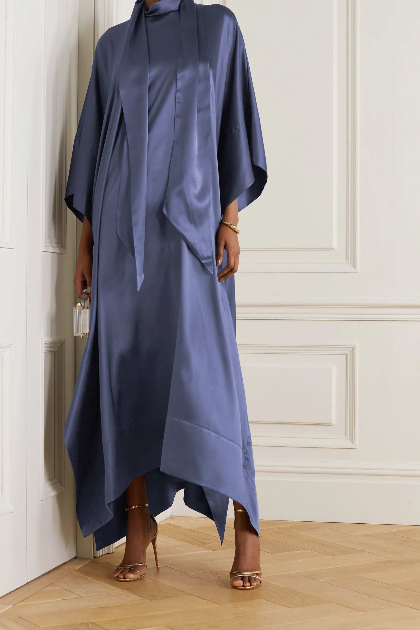 Light Violet luxury kaftan with asymmetrical hem for formal events