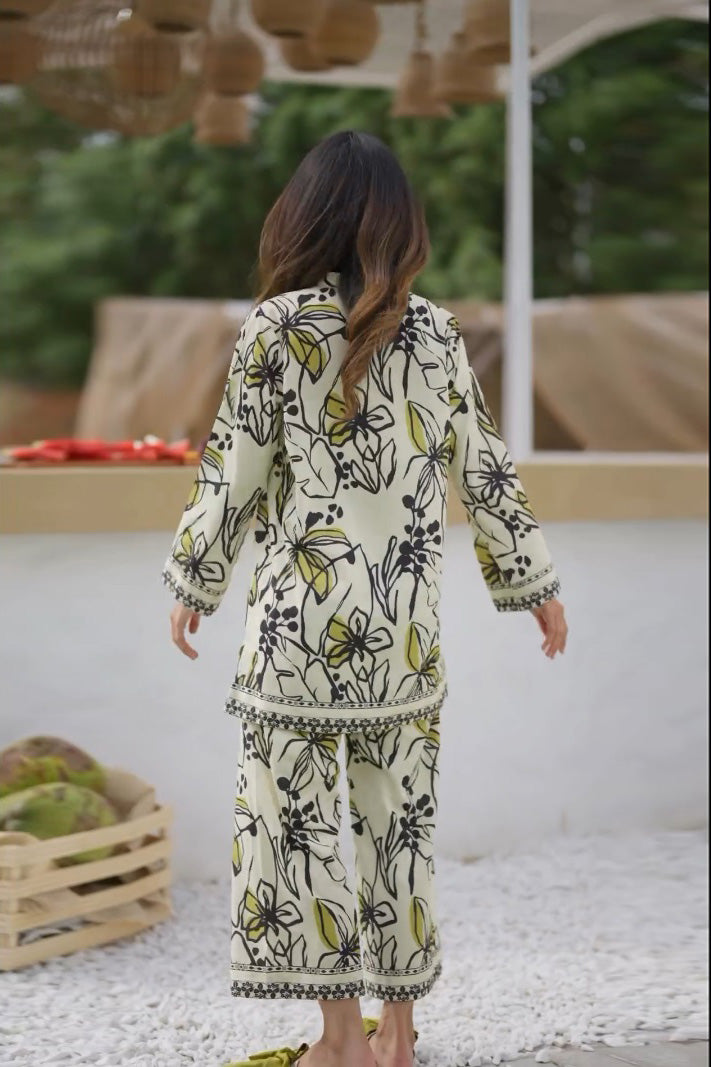 Luxurious Elegant Wear