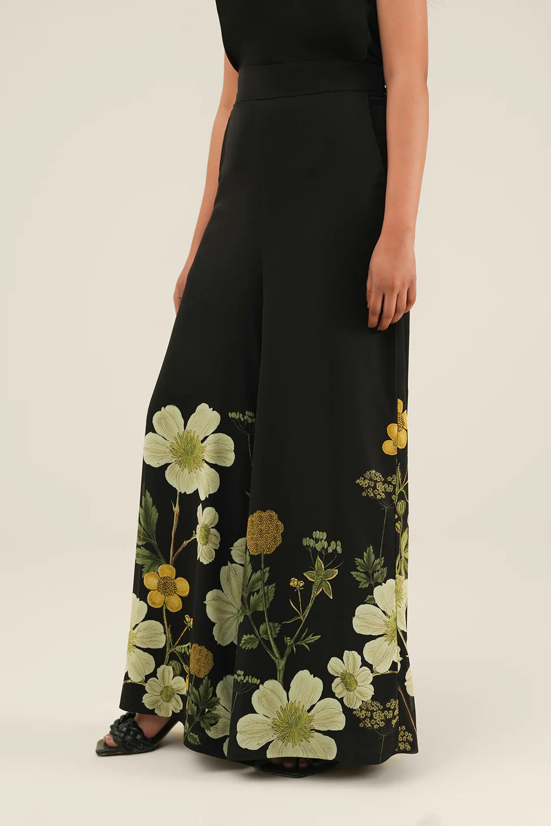 Sophisticated Floral Print Wear