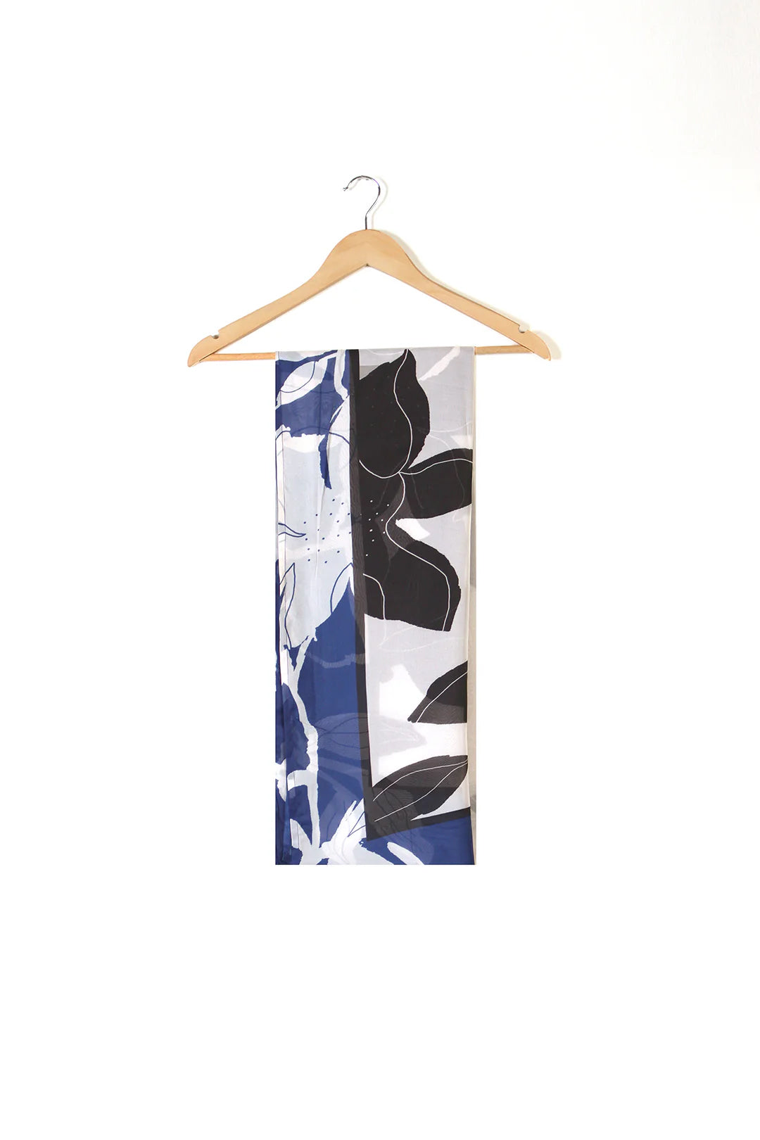 Versatile_Fashion_-_Elegant_Blue_and_White_Floral_Print_Long_Dress_5